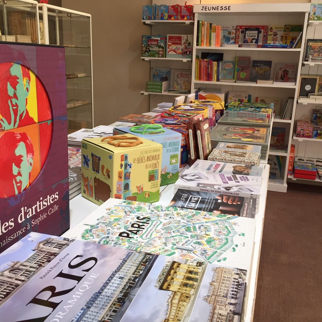 Librairie Sevezen 1